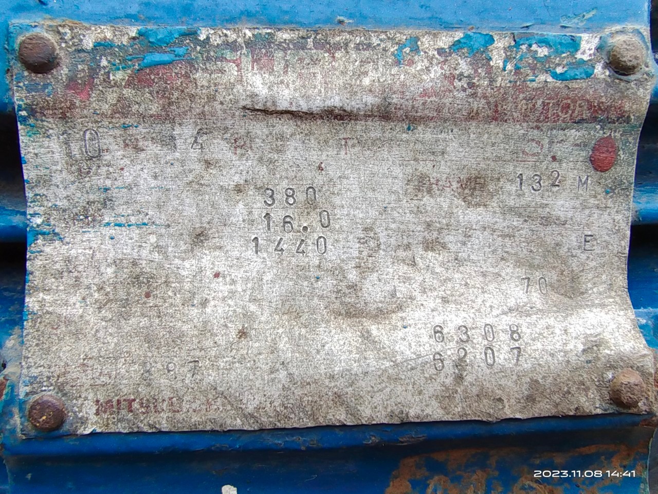 มอเตอร์มิตซูบิชิ ขนาด 10 แรง ใช้ไฟสามเฟส 380V ความเร็วรอบ 1440 รอบต่อนาที เดิมใช้กับปั๊มน้ำทำสีเดียวกับปัํมน้ำ สภาพดี หมุนนิ่ม ใช้งานได้ปกติ ราคา 7,500 บาทไม่รวมส่ง มอเตอร์มิตซูบิชิ ขนาด 10 แรง ใช้ไฟสามเฟส 380V ความเร็วรอบ 1440 รอบต่อนาที เดิมใช้กับปั๊มน้ำทำสีเดียวกับปัํมน้ำ สภาพดี หมุนนิ่ม ใช้งานได้ปกติ ราคา 7,500 บาทไม่รวมส่ง