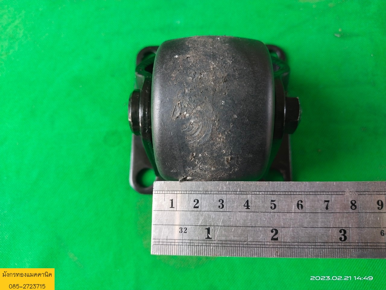 ลูกล้อ ขนาด 2.5 นิ้ว ล้อหมุนได้ 4 ล้อ โครงหนา แข็งแรง รับน้ำหนักได้ดีมาก ราคาชุดละ 400 บาทไม่รวมส่ง มี 3 ชุด