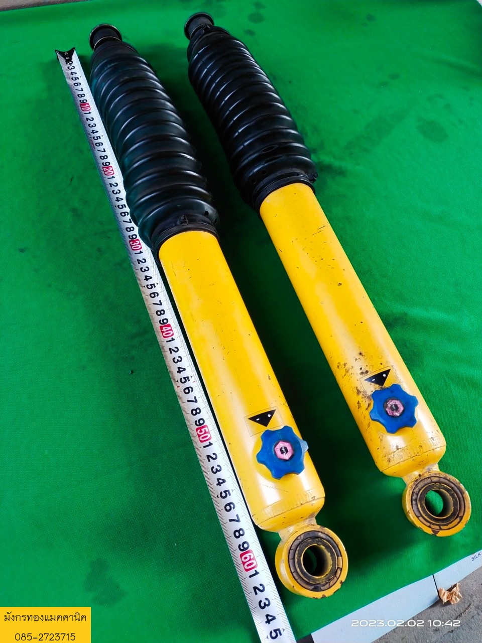 โช้ครถยนต์โตโยต้าฟอร์จูนเนอร์ ยี่ห้อ Profender สภาพดี ใช้งานได้ปกติ ราคา 1,800 บาทไม่รวมส่ง โช้ครถยนต์โตโยต้าฟอร์จูนเนอร์ ยี่ห้อ Profender สภาพดี ใช้งานได้ปกติ ราคา 1,800 บาทไม่รวมส่ง