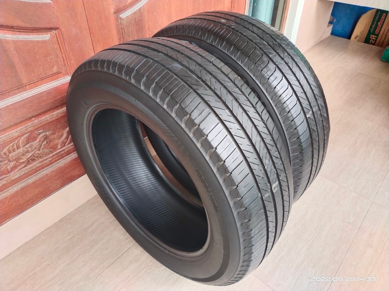 ยางบริดสโตน เบอร์ 225/60R18 ปี 19 มีรั่ว 1 เส้น สภาพยางยังดี ราคา 2 เส้น 1,000 บาทไม่รวมส่งค่ะ ยางบริดสโตน เบอร์ 225/60R18 ปี 19 มีรั่ว 1 เส้น สภาพยางยังดี ราคา 2 เส้น 1,000 บาทไม่รวมส่งค่ะ