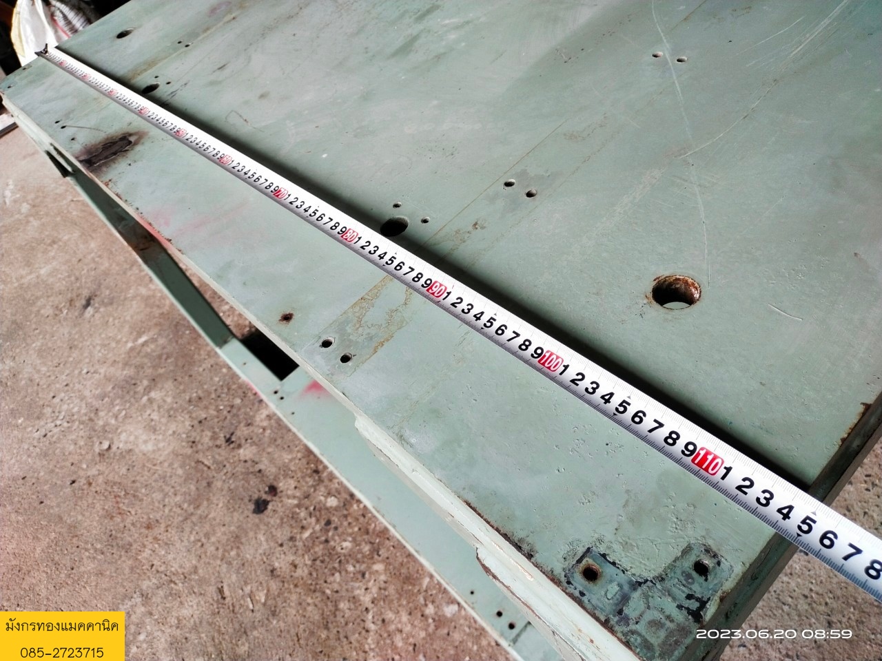 โครงเครื่องจักร ขนาด 69x114x67 ซม. หน้าท้อปหนา 25 มม. มีรูเจาะตามภาพ เหล็กหนามาก นน.ตัว 231 กก. สภาพดี ราคา 6,000 บาทไม่รวมส่ง