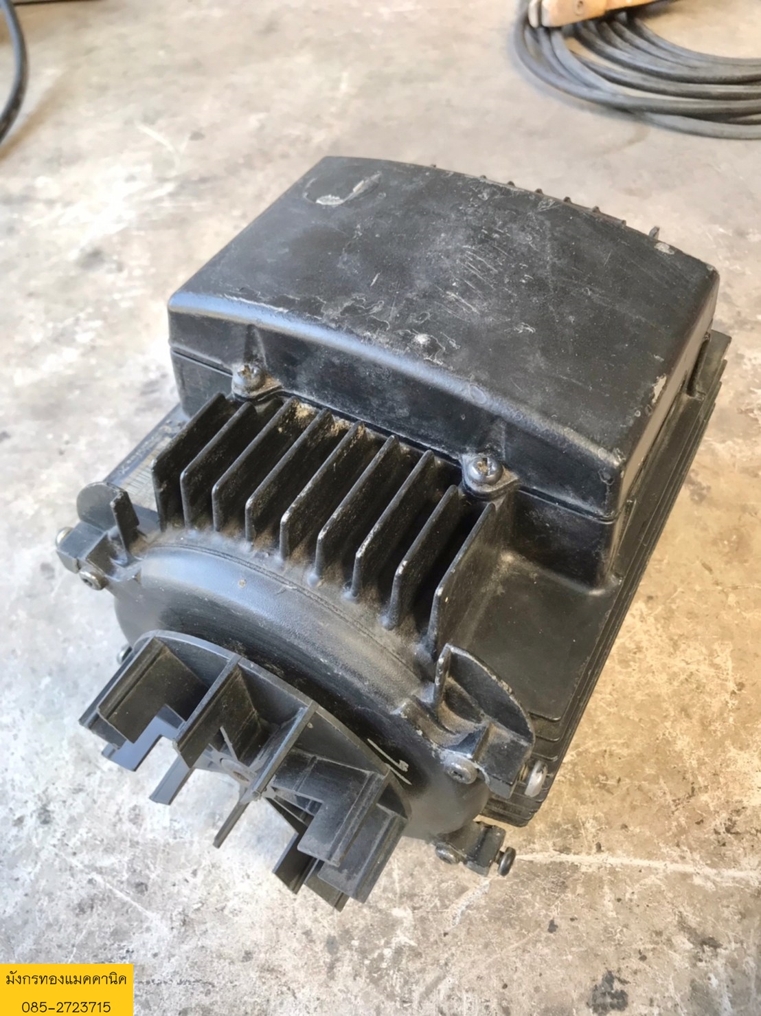 มอเตอร์ ยี่ห้อกรุนฟอส สามเฟส 380v รอบ 3530 rpm สภาพดี เดิมๆ ราคา 1,900 บาทไม่รวมส่งค่ะ มอเตอร์ ยี่ห้อกรุนฟอส สามเฟส 380v รอบ 3530 rpm สภาพดี เดิมๆ ราคา 1,900 บาทไม่รวมส่งค่ะ