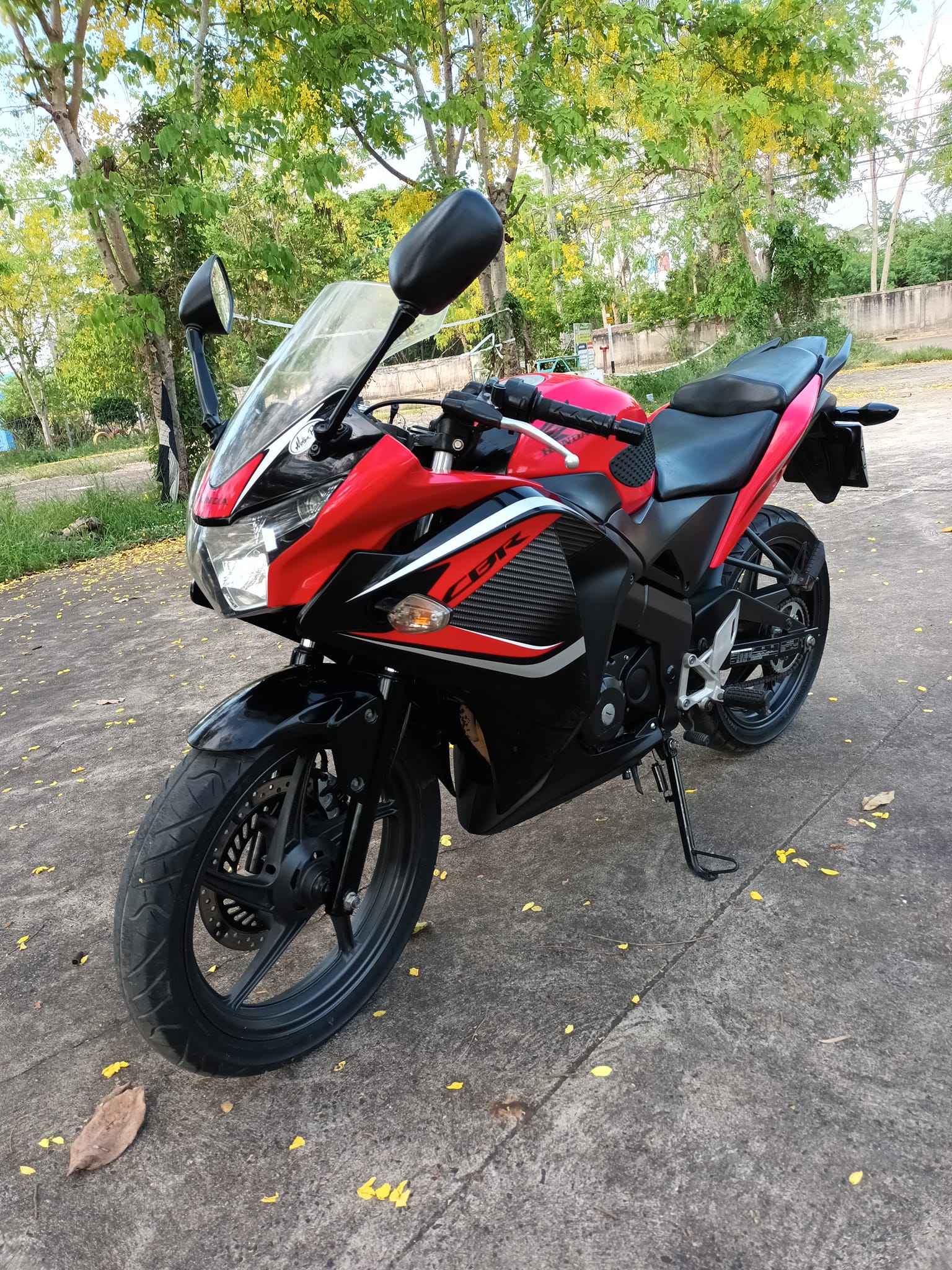 ขายลูกเดียว cbr150r รุ่นทนทึกสุดประหยัด ราคาถูกๆ ขายลูกเดียว cbr150r รุ่นทนทึกสุดประหยัด ราคาถูกๆ