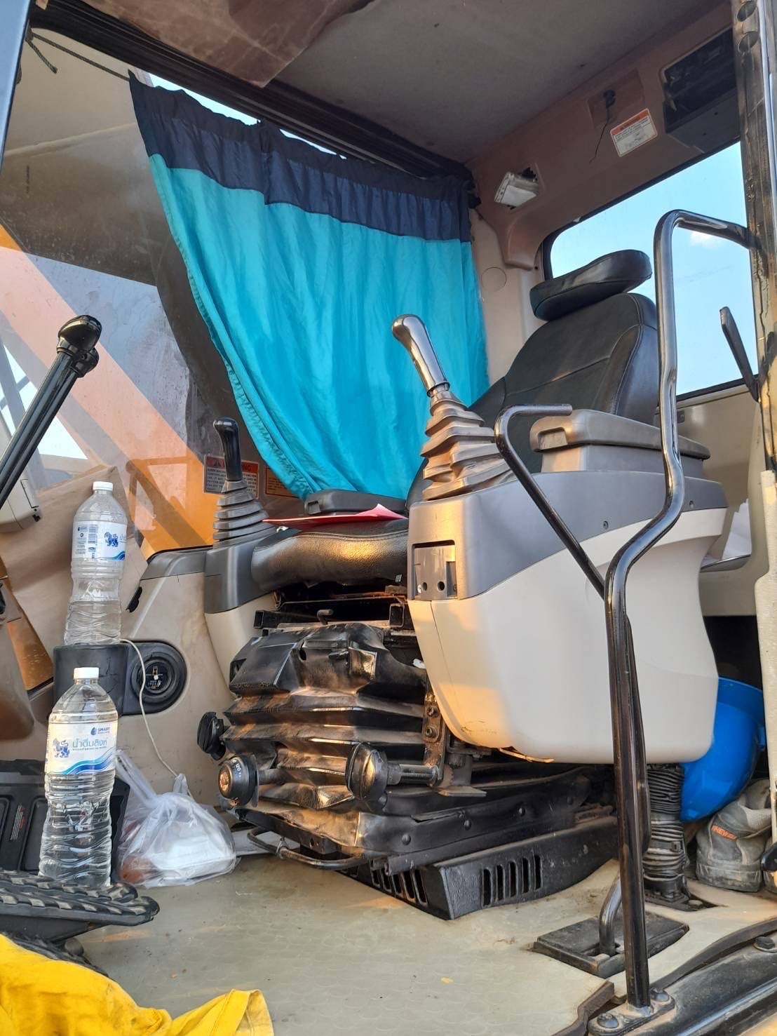 CAT320C พร้อมใช้งาน CAT320C พร้อมใช้งาน