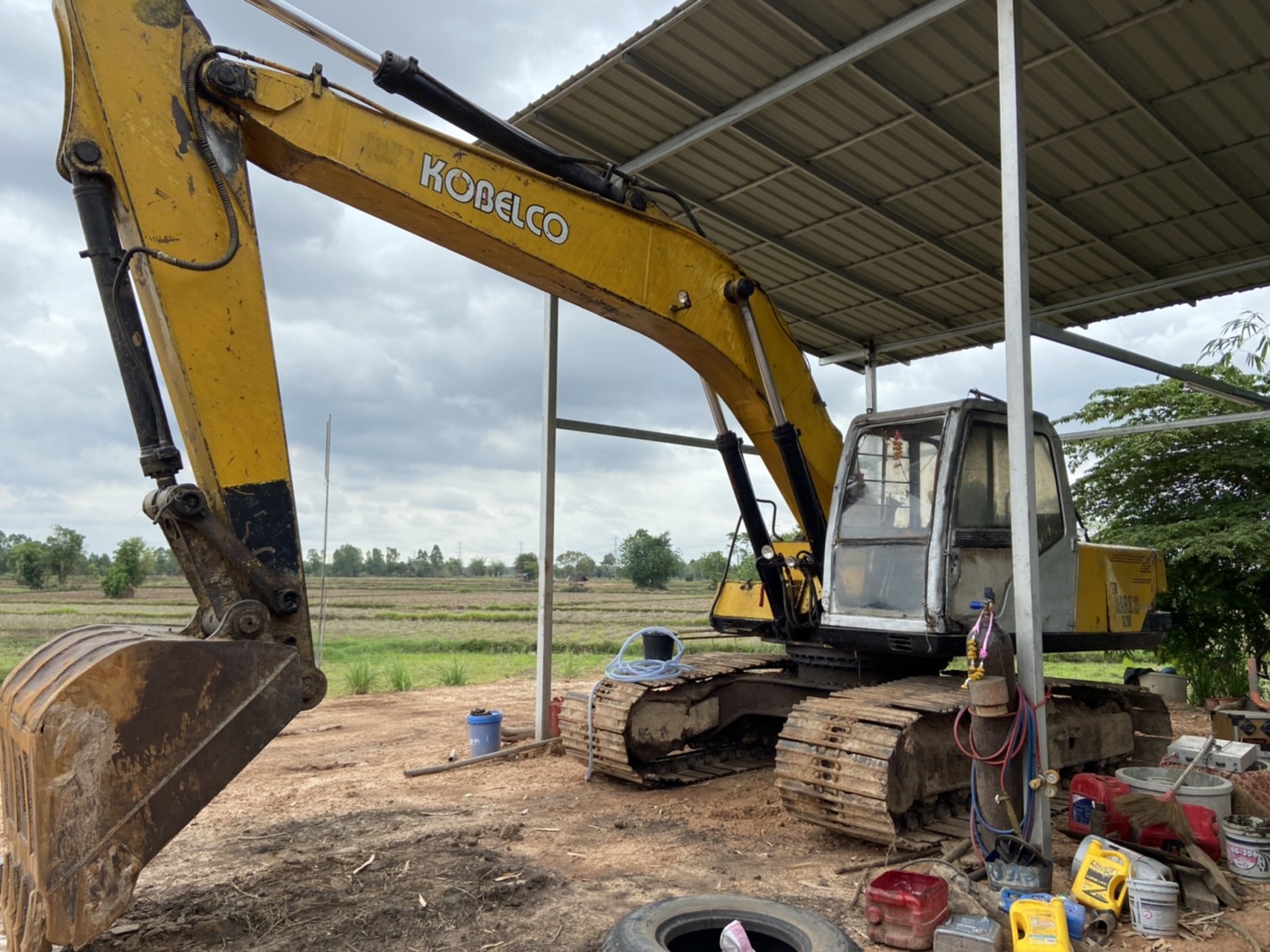 Kobelco sk200 มาค3 พร้อมใช้งาน
