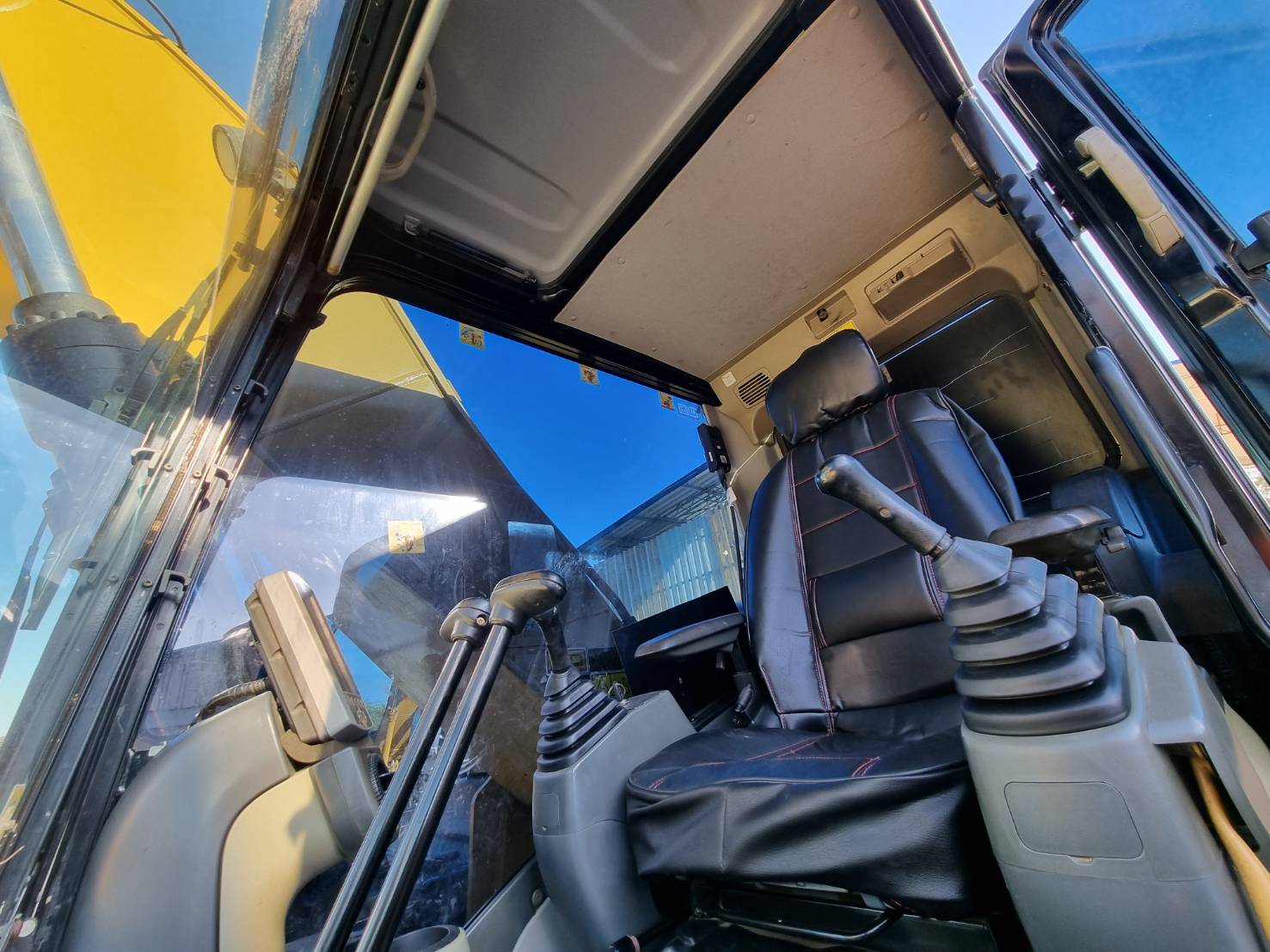 CAT320D2 TDZ พร้อมใช้งาน CAT320D2 TDZ พร้อมใช้งาน