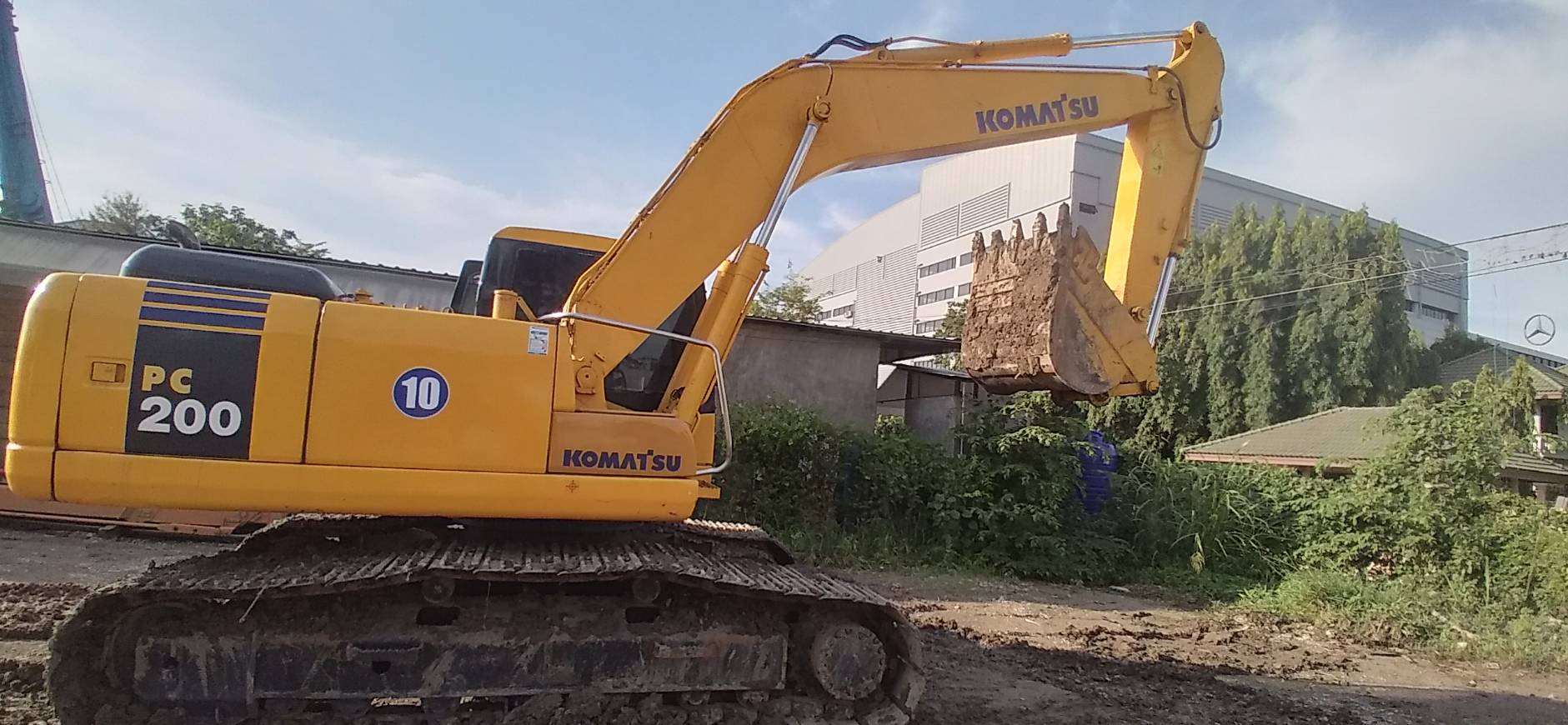 Komatsu. Pc200-7 พร้อมใช้งาน