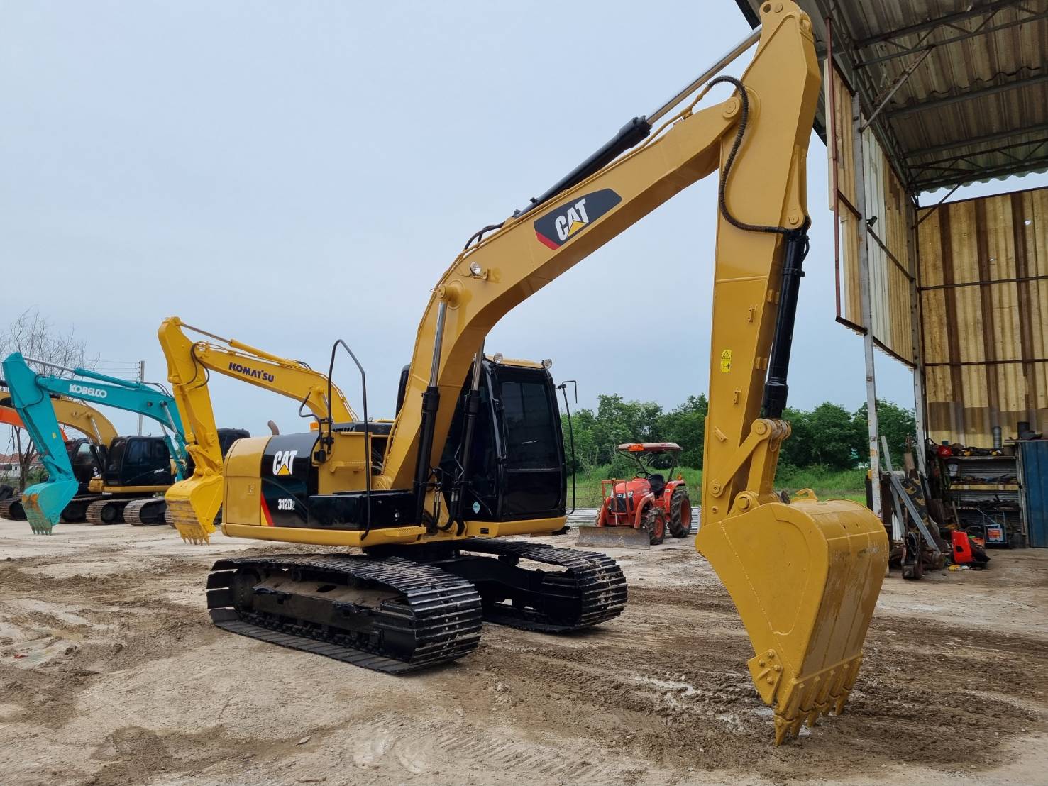 CAT312D2 พร้อมใช้งาน CAT312D2 พร้อมใช้งาน