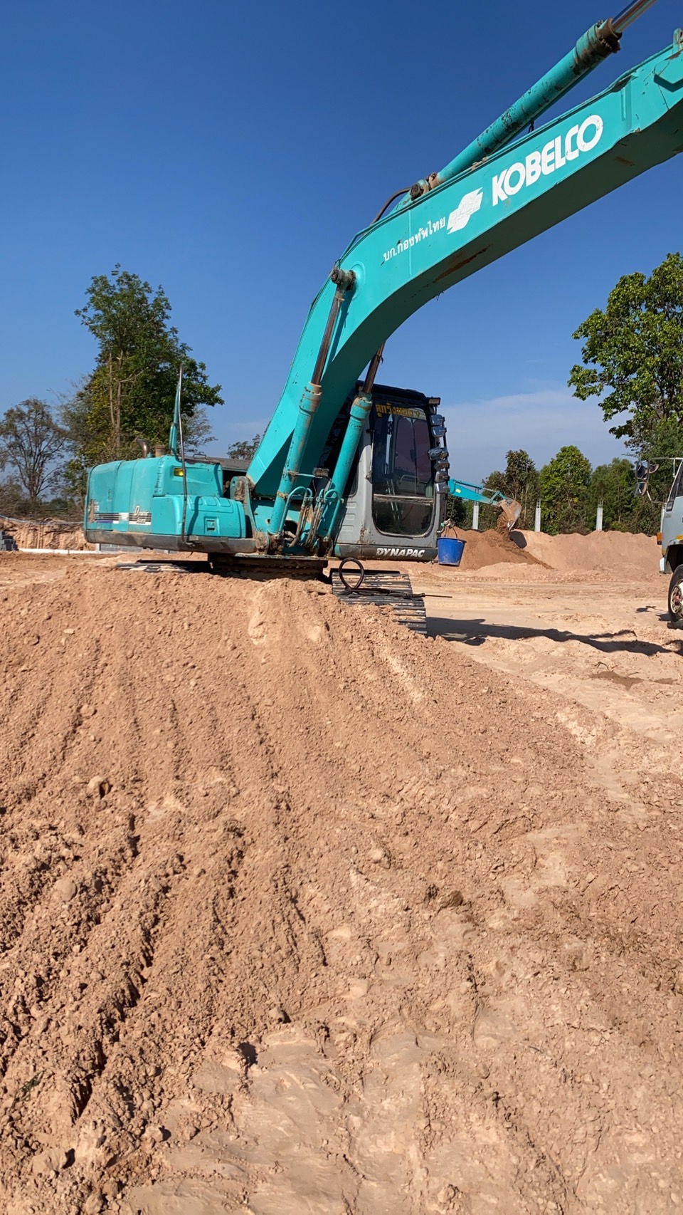 Kobelco sk200-6 yn10 พร้อมใช้งาน