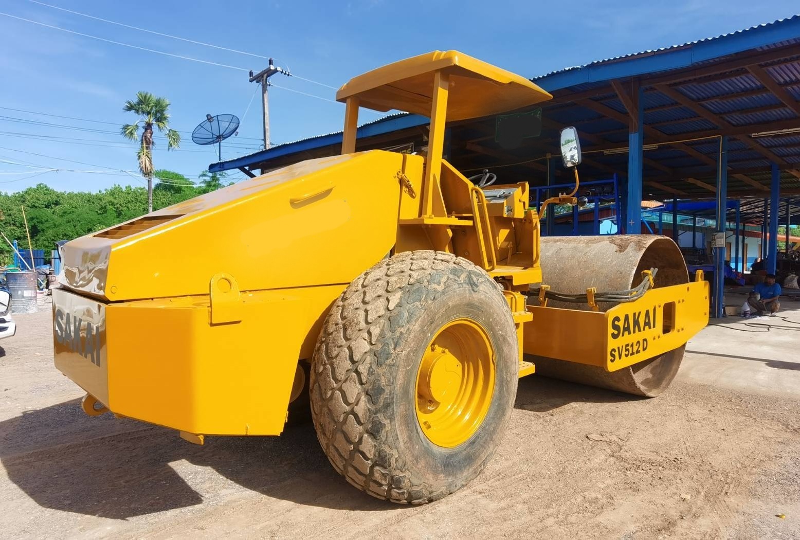 รถบด SAKAI SV512D