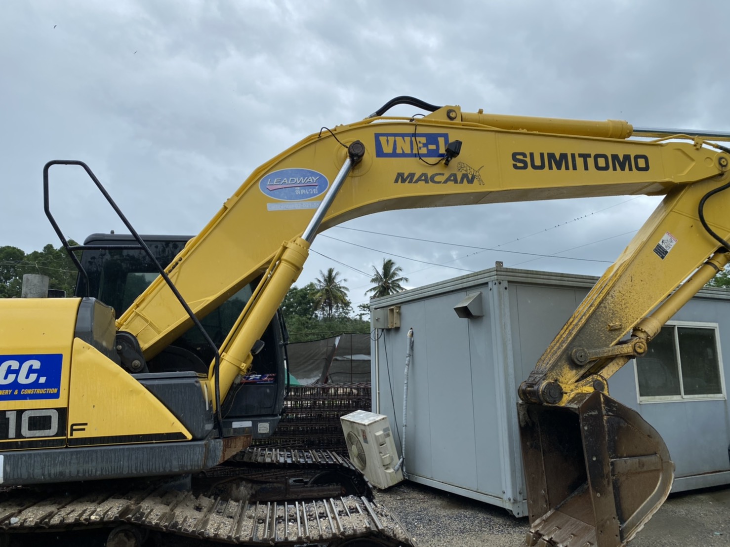 SUMITOMO SH210F หล่อมาก 3000 ชั่วโมง SUMITOMO SH210F หล่อมาก 3000 ชั่วโมง