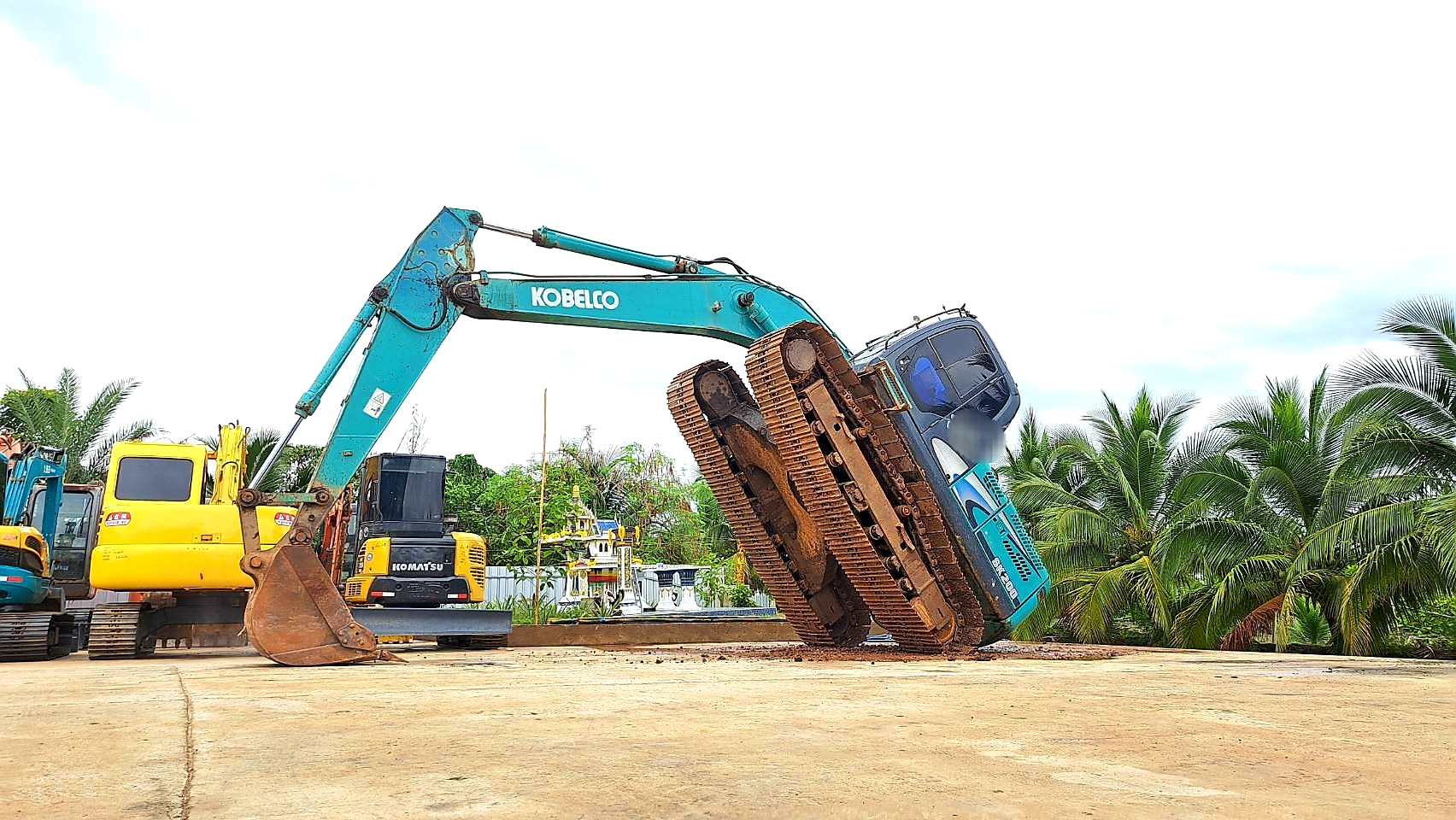 Kobelco sk200-8 Yn11 หล่อมาก
