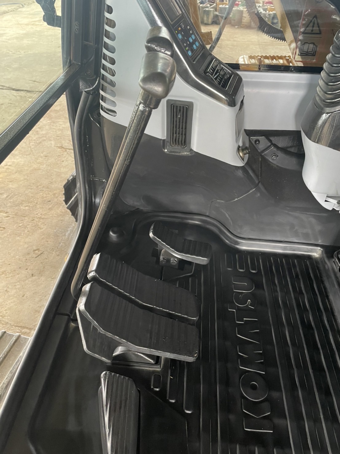 KOMATSU PC130-7 สเป็คญี่ปุ่น พร้อมใช้งาน