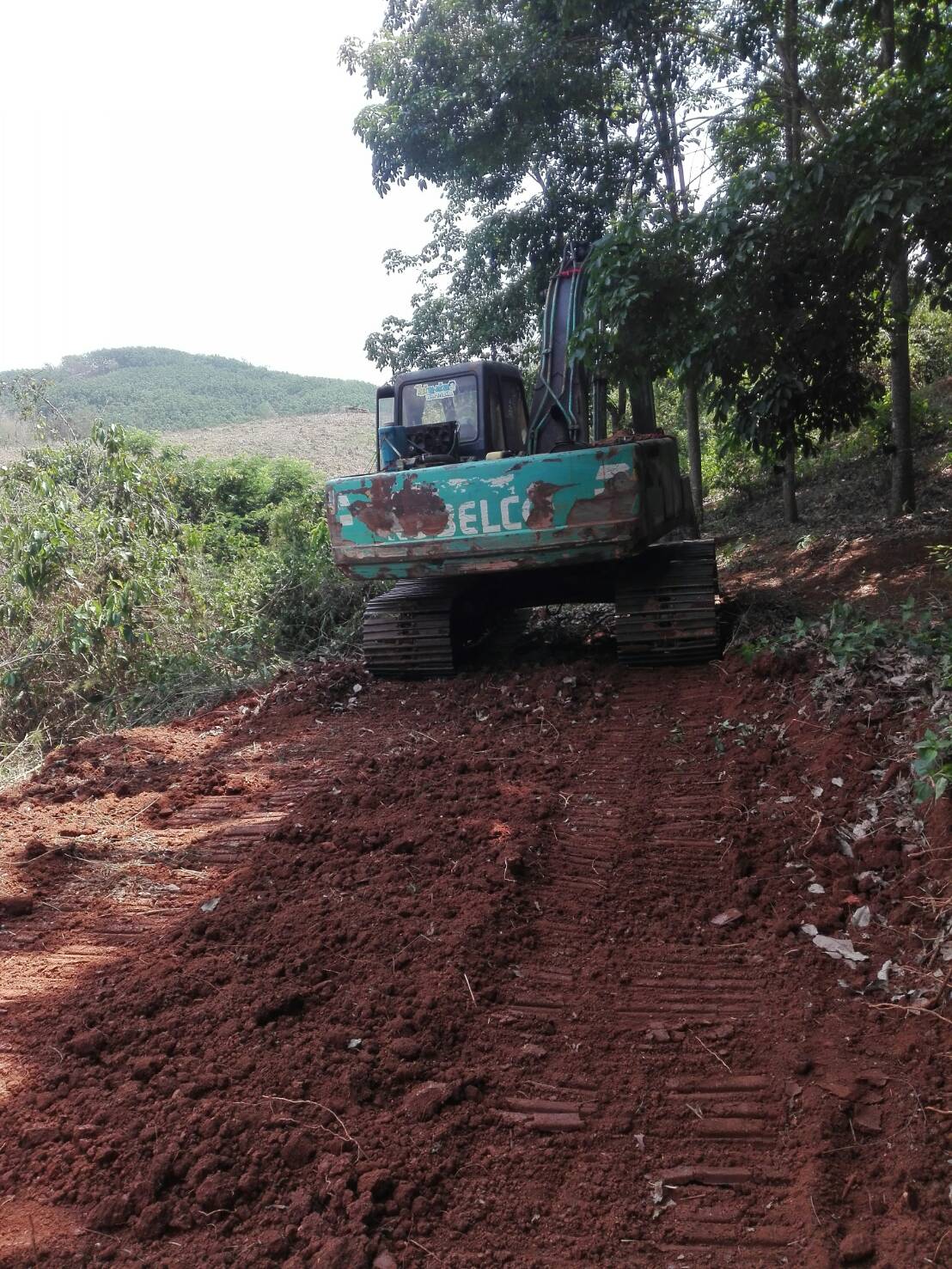 Kobelco sk200 มาค3 พร้อมใช้งาน