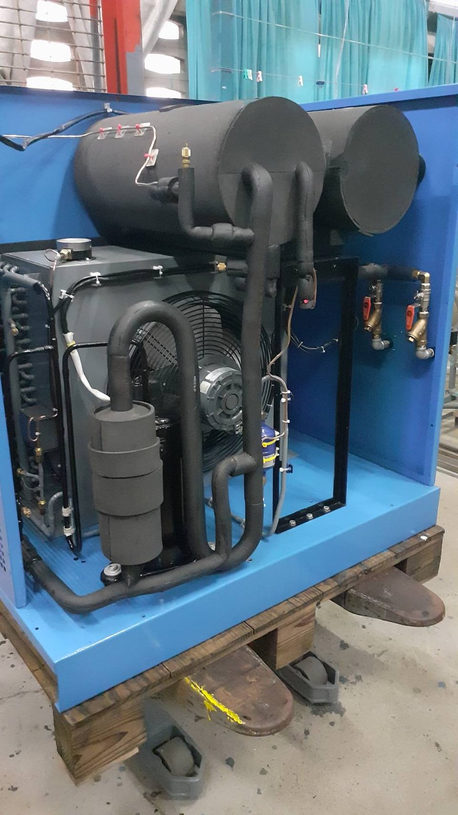 AIR DRYER MASTER COOL DTM1002 
( เครื่องทำลมแห้ง )
ใช้คู่กับ เครื่องปั๊มลม
ROTARY SCREW 75-100 แรง เครื่องพร้อมใช้งาน รับประกัน1ปี