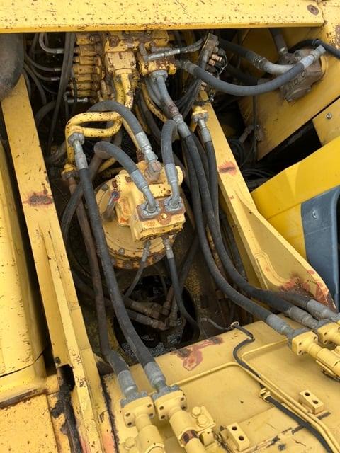ขาย รถขุด แม็คโคร Komatsu PC300-8 ราคาถูกมาก มาคุยกัน ขาย รถขุด แม็คโคร Komatsu PC300-8 ราคาถูกมาก มาคุยกัน