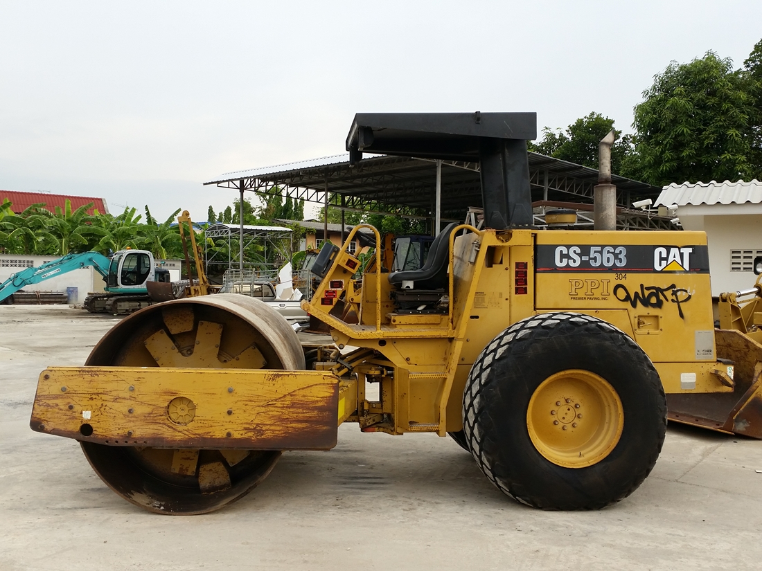 ขายรถบดอัดสั่นสะเทือนล้อเรียบ 10 ตัน CATERPILLAR CS-563 นำเข้าจาก USA แท้ 100เปอร์เซ็นต์ สภาพสวย ไม่ ขายรถบดอัดสั่นสะเทือนล้อเรียบ 10 ตัน CATERPILLAR CS-563 นำเข้าจาก USA แท้ 100เปอร์เซ็นต์ สภาพสวย ไม่