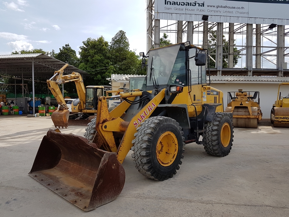 ขายรถตักล้อยาง ยี่ห้อ KOMATSU WA100-5 ซีเรียลสูง ปี 2006 นำเข้าจากญี่ปุ่นแท้ 100เปอร์เซ็นต์ สภาพสวย ขายรถตักล้อยาง ยี่ห้อ KOMATSU WA100-5 ซีเรียลสูง ปี 2006 นำเข้าจากญี่ปุ่นแท้ 100เปอร์เซ็นต์ สภาพสวย