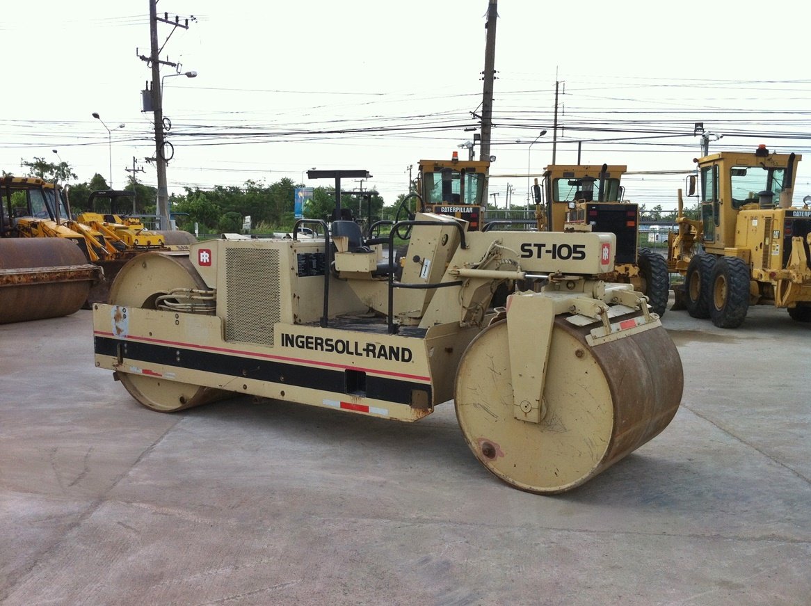 ขายรถบด 3 ล้อเหล็ก Ingersoll Rand ST-105 นำเข้าจาก USA แท้ 100เปอร์เซ็นต์ สภาพสวย ไม่เคยใช้งานในไทย