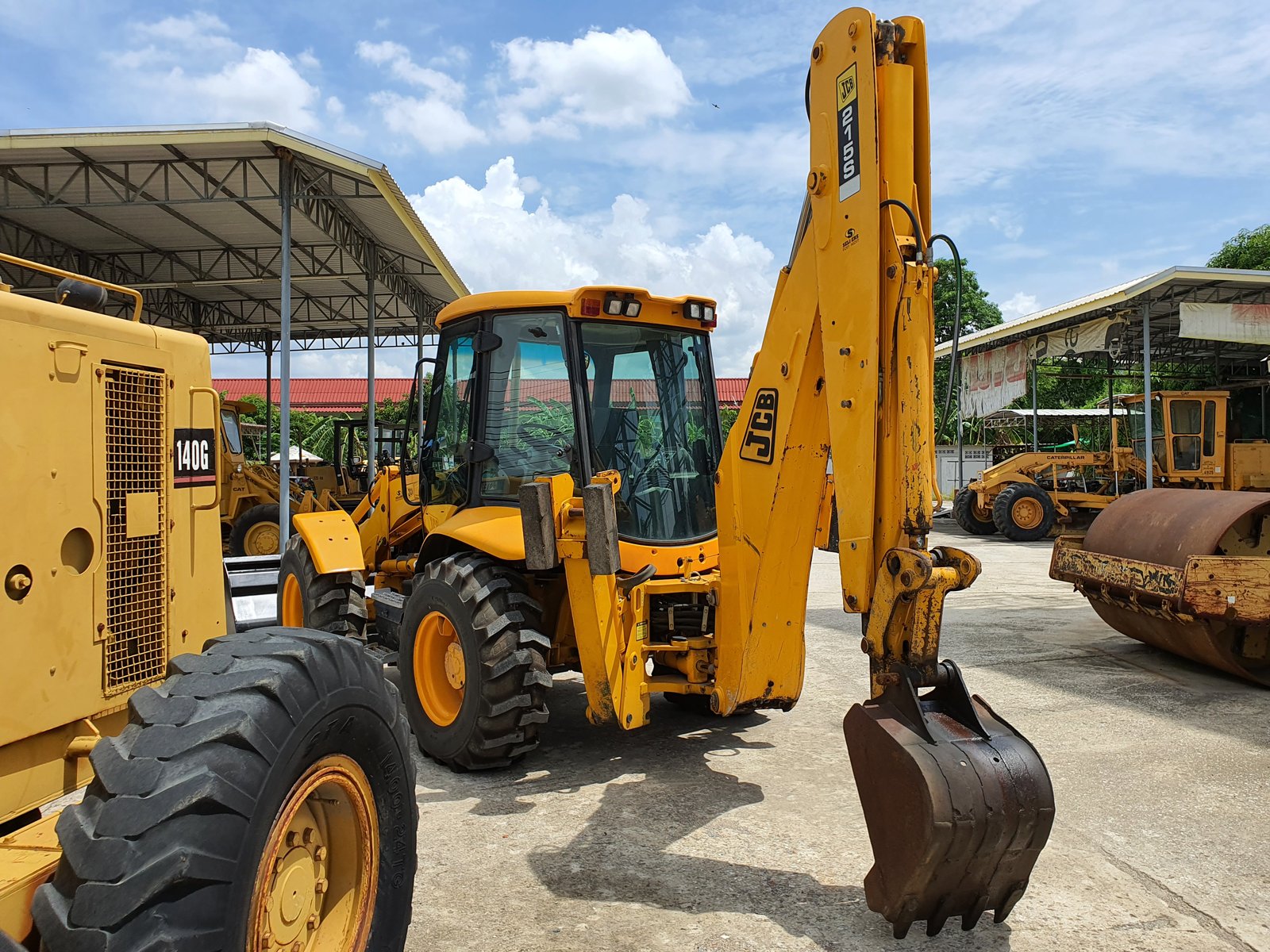 รถตักหน้าขุดหลัง JCB 215S รุ่นยอดนิยม สภาพสวย นำเข้าจากประเทศสหรัฐอเมริกา 2 เพลา รถนอกเเท้ ไม่เคยใช้