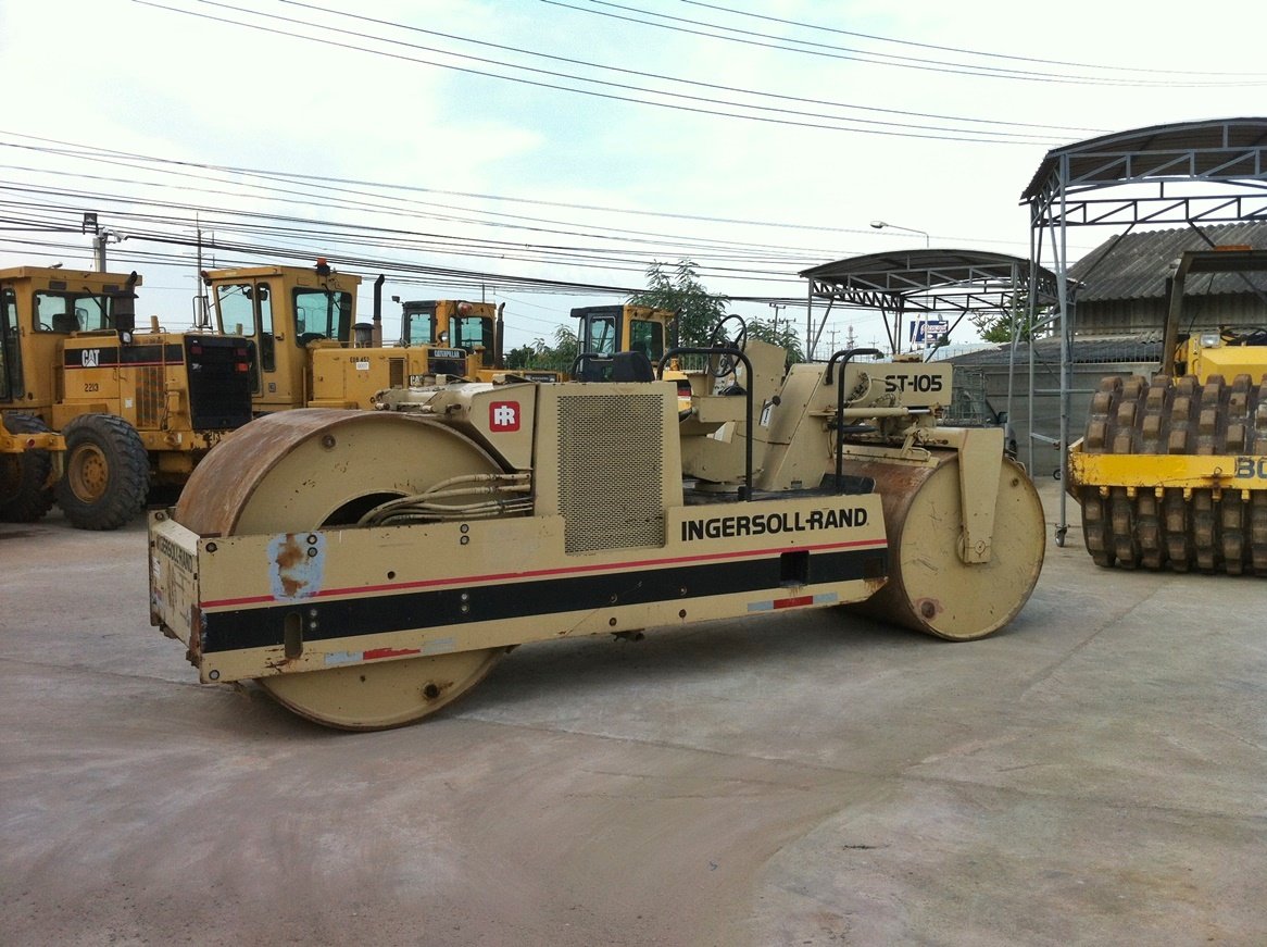 ขายรถบด 3 ล้อเหล็ก Ingersoll Rand ST-105 นำเข้าจาก USA แท้ 100เปอร์เซ็นต์ สภาพสวย ไม่เคยใช้งานในไทย ขายรถบด 3 ล้อเหล็ก Ingersoll Rand ST-105 นำเข้าจาก USA แท้ 100เปอร์เซ็นต์ สภาพสวย ไม่เคยใช้งานในไทย