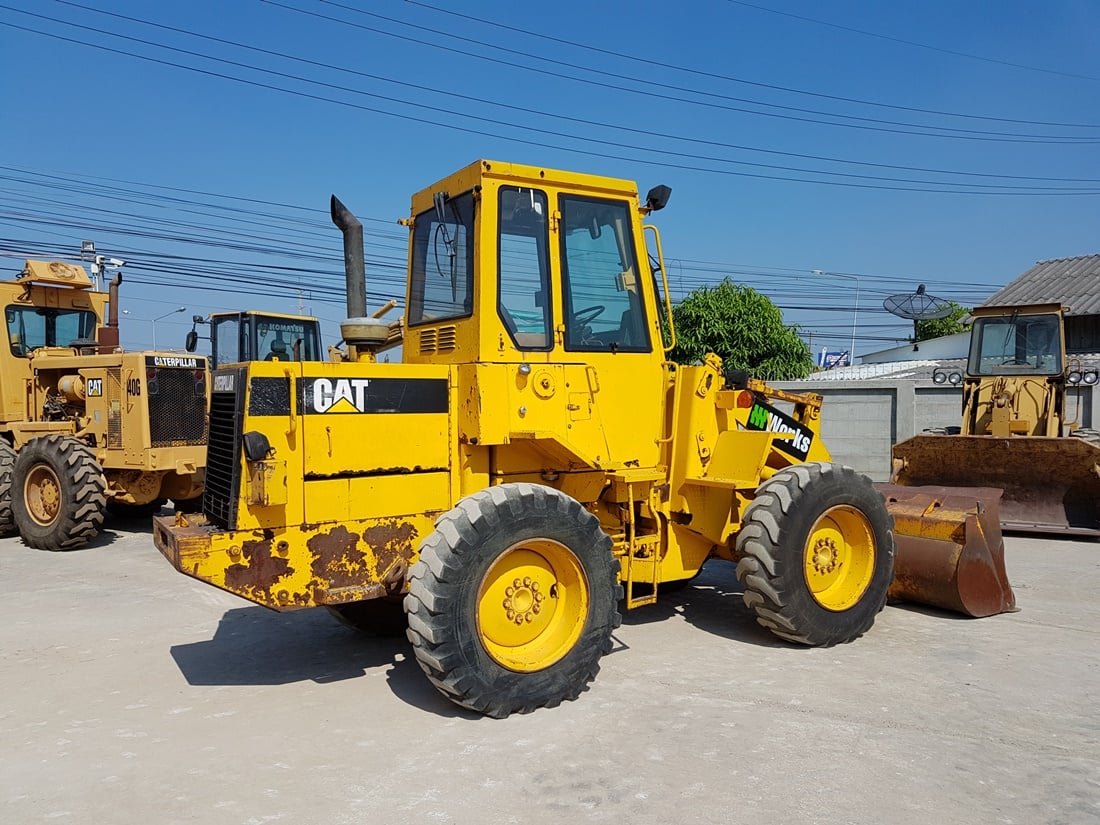 ขายรถตักล้อยาง ยี่ห้อ CATERPILLAR 910E บุ้งกี๋ 1.3 คิว นำเข้าจากอเมริกาแท้ ไม่เคยใช้งานในไท