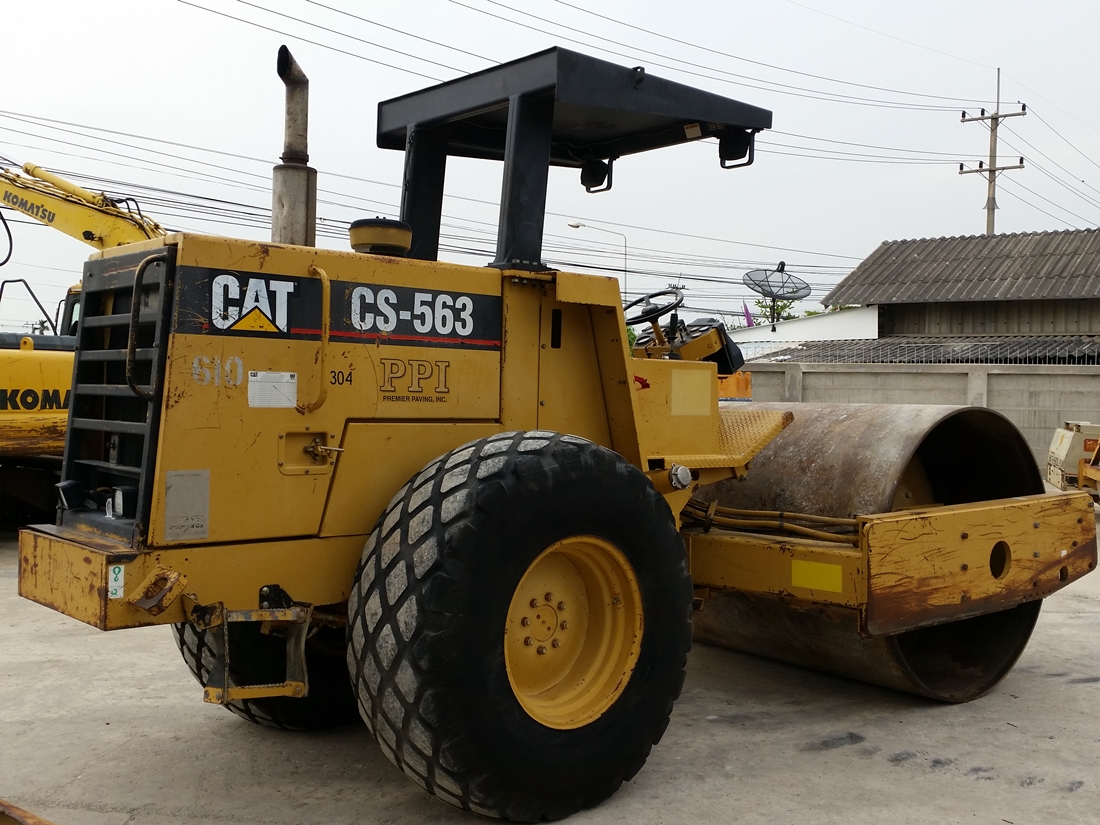 ขายรถบดอัดสั่นสะเทือนล้อเรียบ 10 ตัน CATERPILLAR CS-563 นำเข้าจาก USA แท้ 100เปอร์เซ็นต์ สภาพสวย ไม่ ขายรถบดอัดสั่นสะเทือนล้อเรียบ 10 ตัน CATERPILLAR CS-563 นำเข้าจาก USA แท้ 100เปอร์เซ็นต์ สภาพสวย ไม่