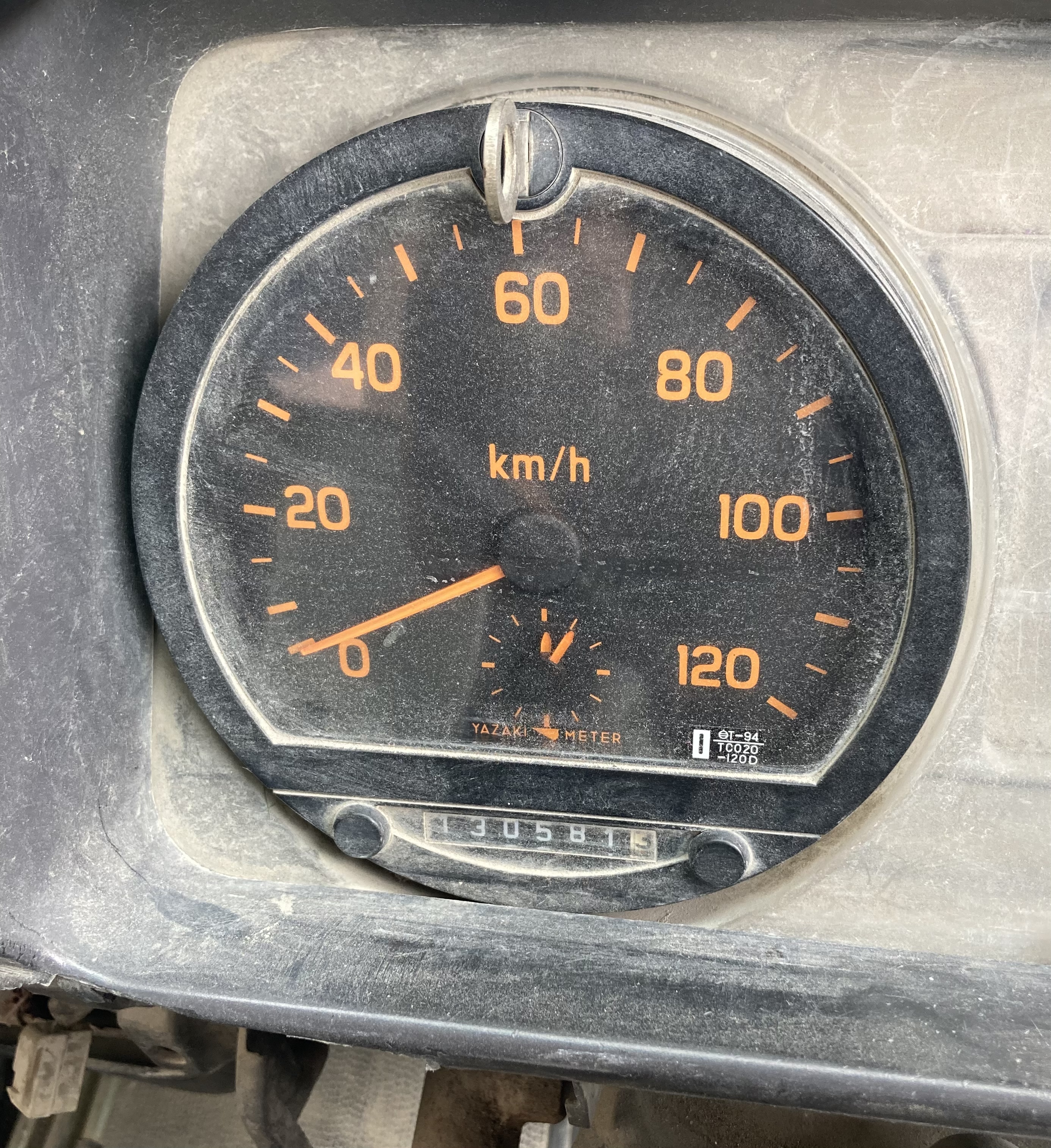 ขายรถ 6ล้อดัมฟ์ ไม่มีเล่มทะเบียน ราคา 120,000บาท ขายรถ 6ล้อดัมฟ์ ไม่มีเล่มทะเบียน ราคา 120,000บาท