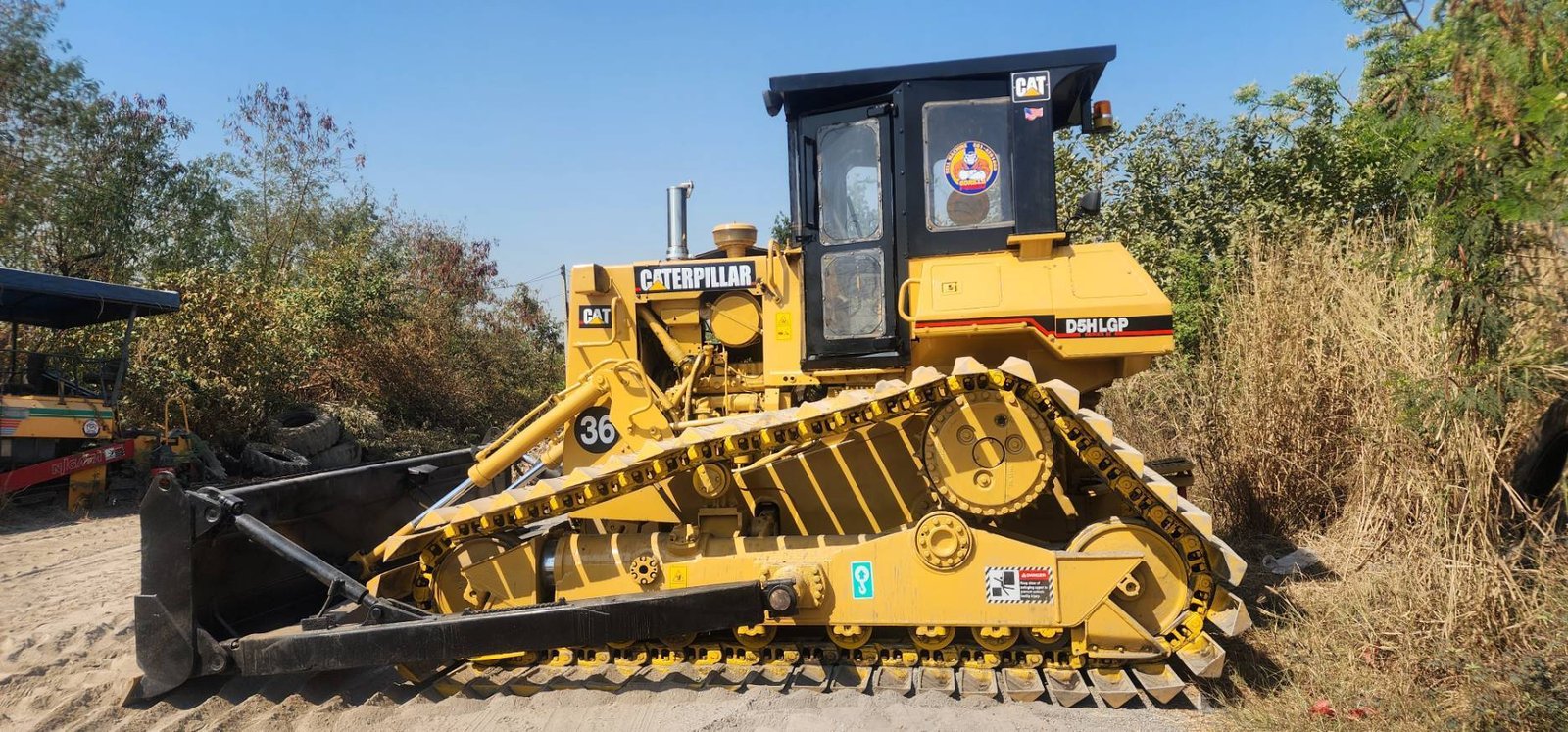 แทรคเตอร์CAT D5H เอกสารเล่มทะเบียน แทรคเตอร์CAT D5H เอกสารเล่มทะเบียน