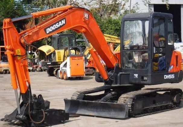 15/01/66.ขายDOOSAN DH55V เก่านอก ปุ้งกี๋ หัวแย็ก