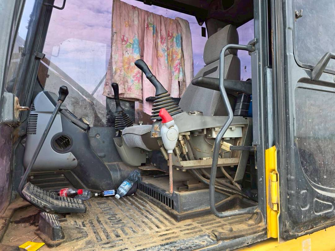 KOMATSU PC130-8 เอกสารสัญญาซื้อขาย