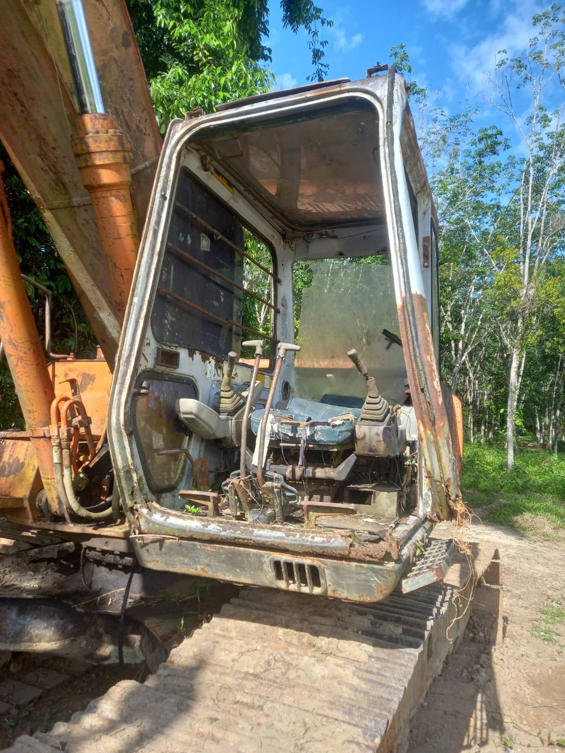 HITACHI EX200-2 เอกสารซื้อขาย ขายตามสภาพ