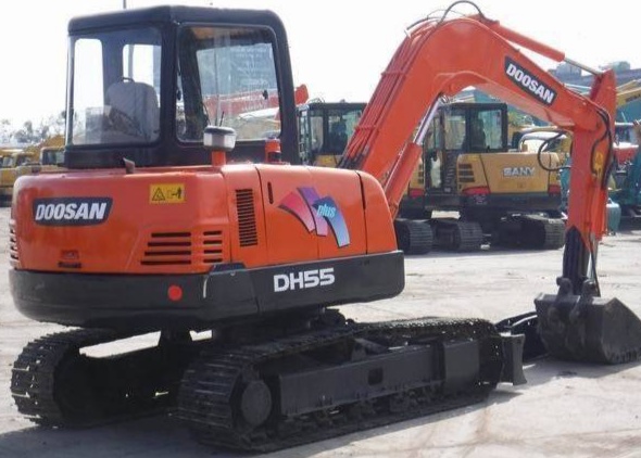 15/01/66.ขายDOOSAN DH55V เก่านอก ปุ้งกี๋ หัวแย็ก