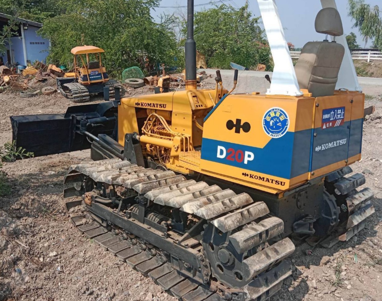 24/05/66.แทรคเตอร์ KOMATSU D20P-6 สภาพสวย 24/05/66.แทรคเตอร์ KOMATSU D20P-6 สภาพสวย