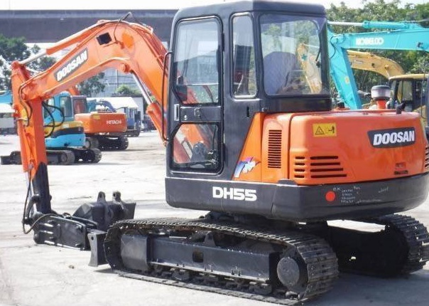 15/01/66.ขายDOOSAN DH55V เก่านอก ปุ้งกี๋ หัวแย็ก