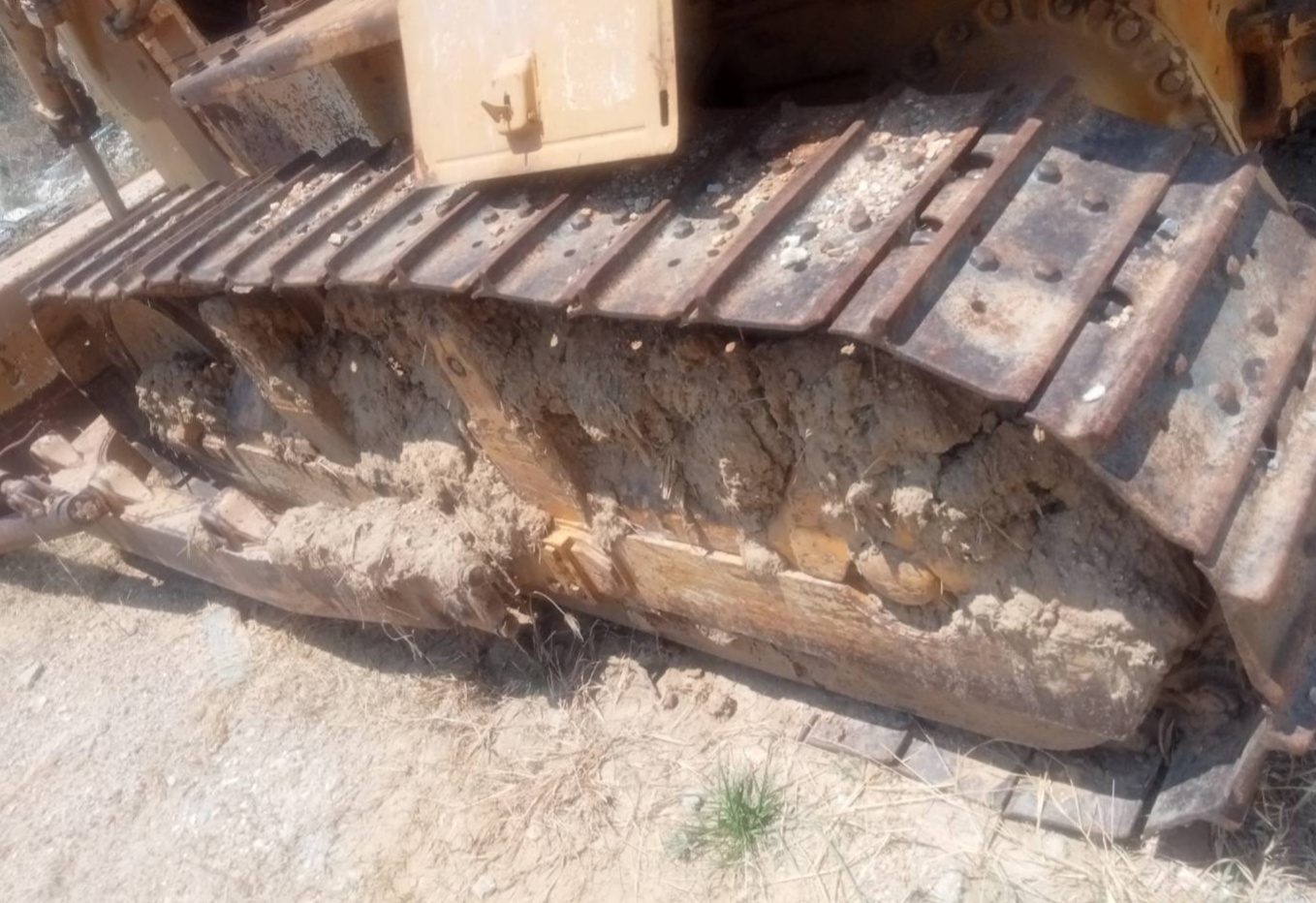 09/04/66.KOMATSU D50A-15 ห้องเลี้ยวน้ำมัน