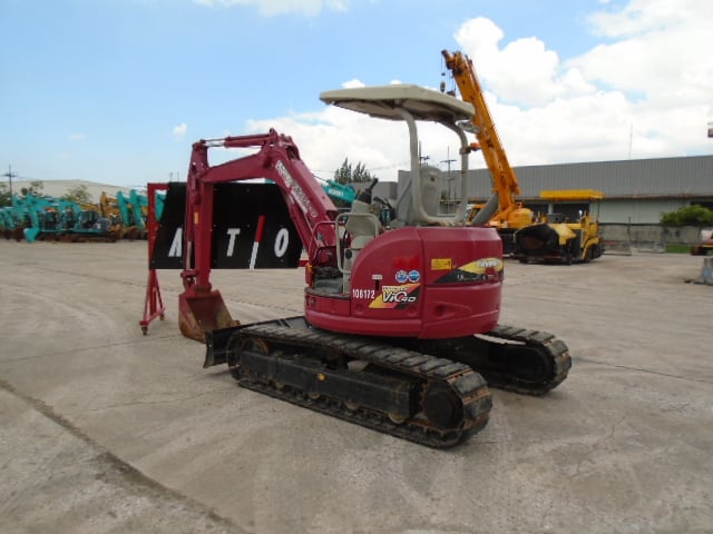 รถขุด Yanmar รุ่น VIO40-5B มือสองนำเข้าจากญี่ปุ่น รถขุด Yanmar รุ่น VIO40-5B มือสองนำเข้าจากญี่ปุ่น