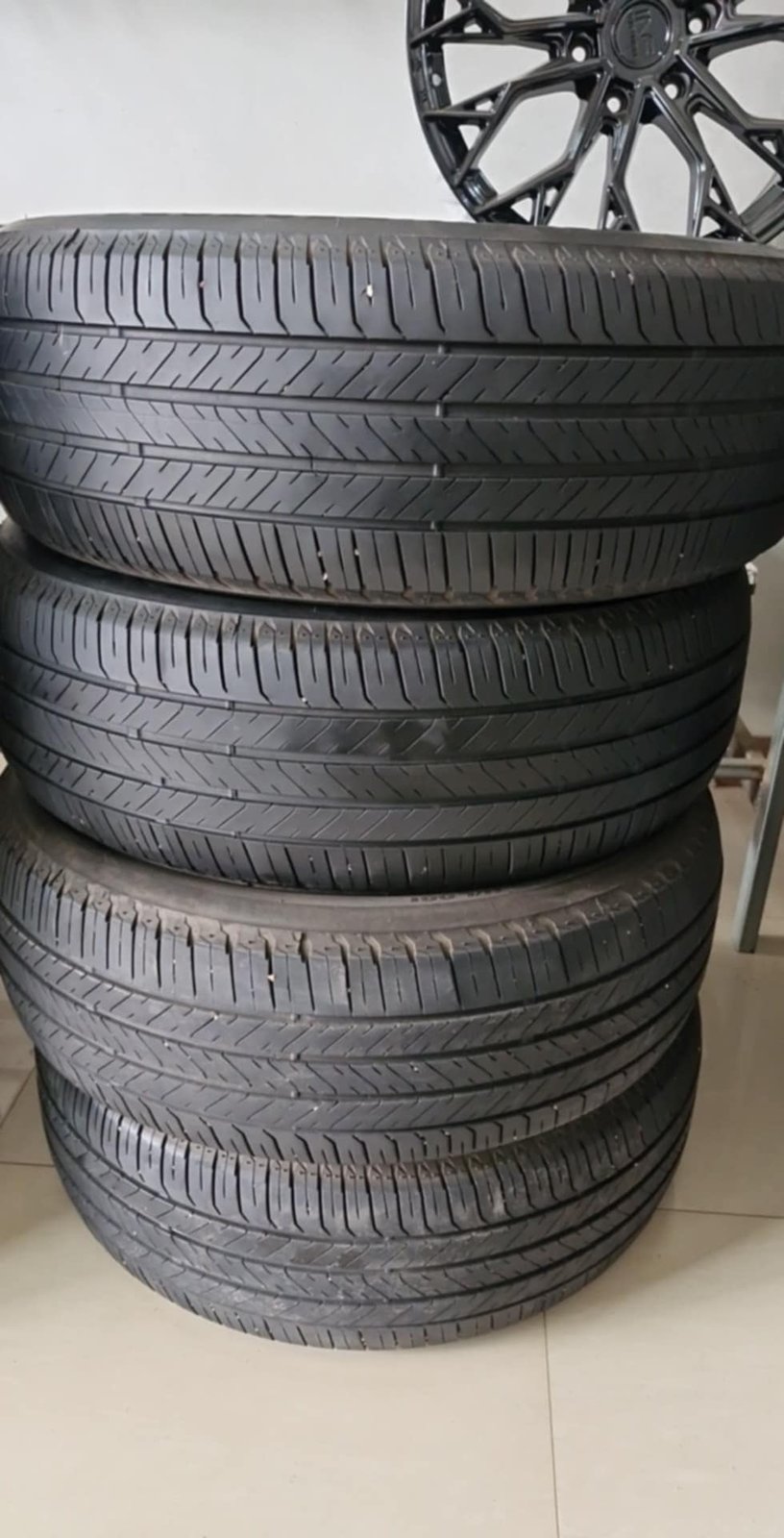 ยางมือ 2 สภาพสวย BRIDGESTONE HL001 ขอบ19
