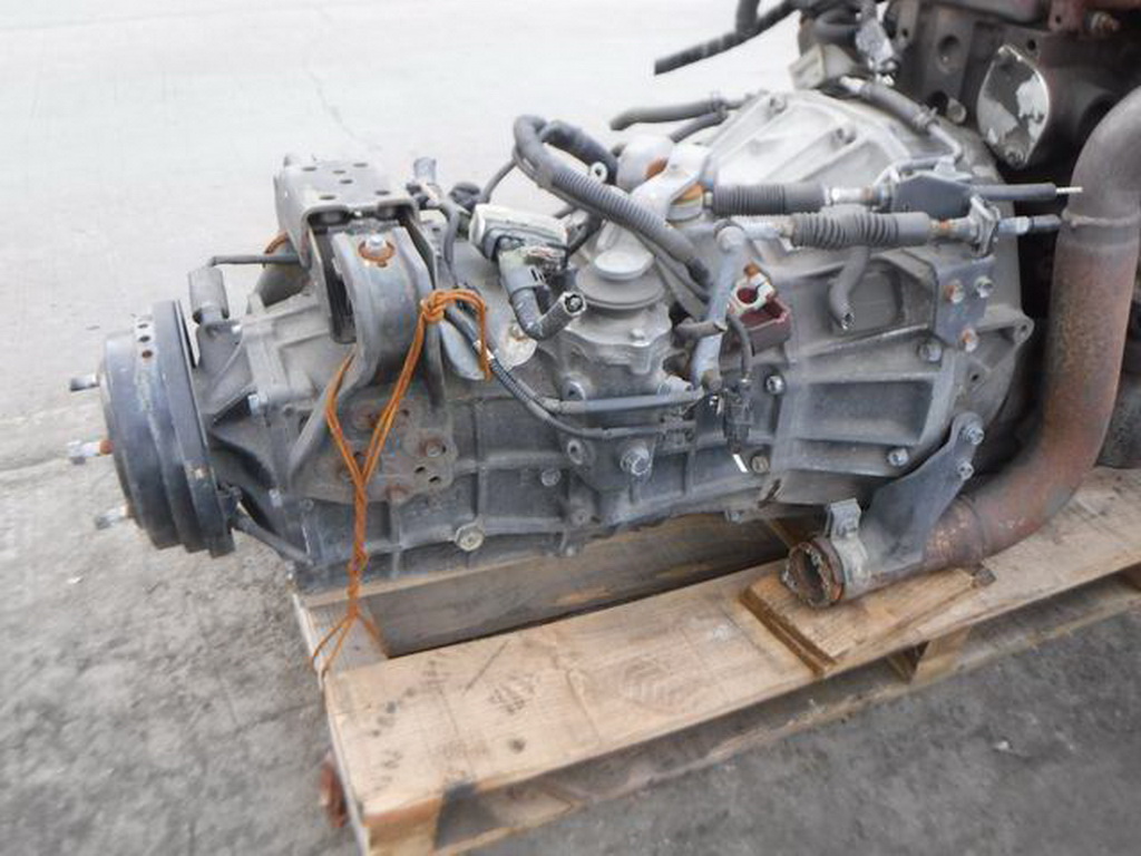 ขาย เครื่อง HINO NO4C พร้อมเกียร์ 4 สูบ เทอร์โบ มีอินเตอร์คูลเลอร์ให้นะครับ 135 แรงม้า ไม่มีกล่อง โทร.084-542-4150