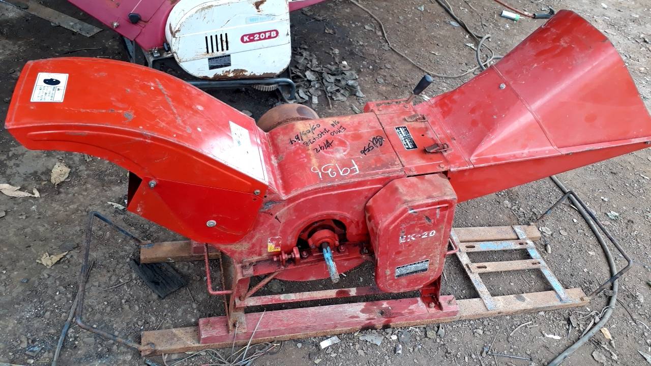 ขายเครื่องย่อยกิ่งไม้ OTAKE EK-20 เก่าญี่ปุ่น พร้อมเครื่อง โทร. 084-542-4150