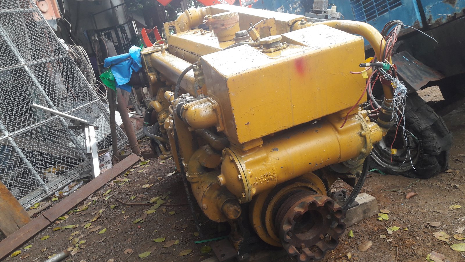 เครื่องยนต์ CATERPILLAR D334 ดีเซล 6 สูบ 240 แรง เครื่องยนต์ CATERPILLAR D334 ดีเซล 6 สูบ 240 แรง