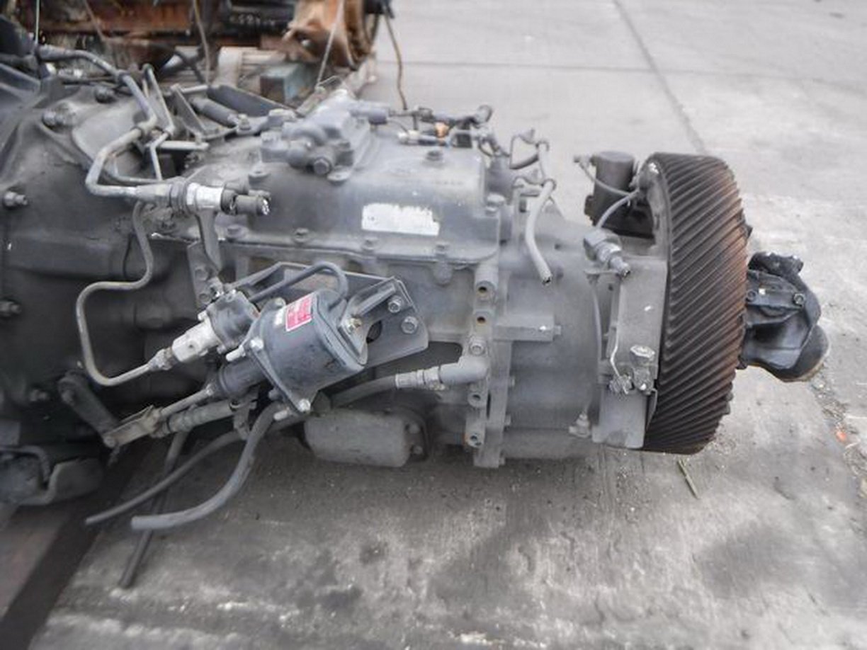 เคร่ื่องยนต์ HINO K13C เครื่องยนต์ 6 สูบ 370 แรงม้า