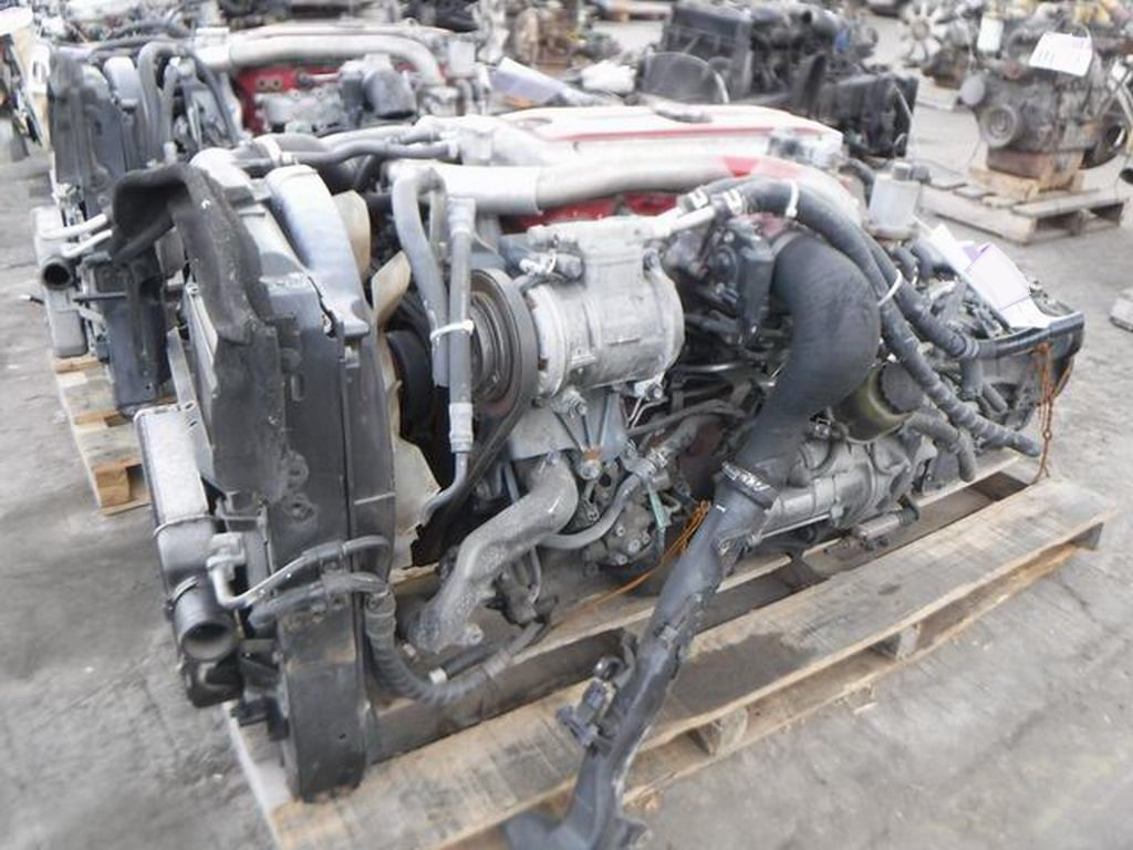 ขายเครื่อง HINO K13C 6 สูบ 370 แรงม้า พร้อมเกียร์ อินเตอร์คูลเลอร์ ใบคุม ไม่มีกล่อง เก่านอก โทร. 084-542-4150