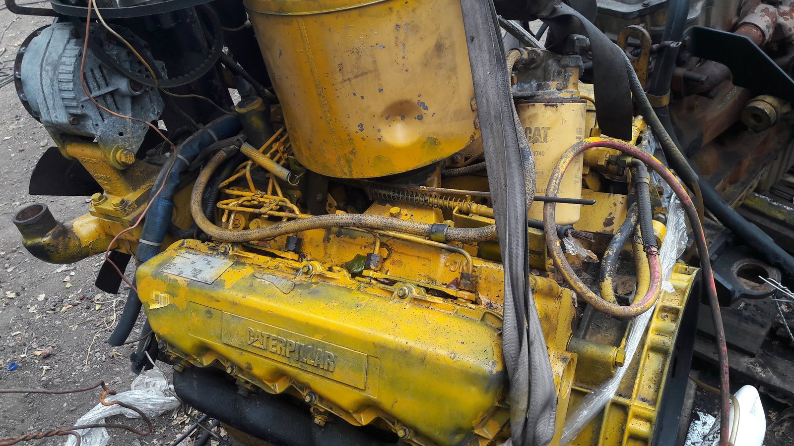 เครื่อง CAT 3208, 8 สูบ ,175 แรง เก่านอก โทร. 084-542-4150