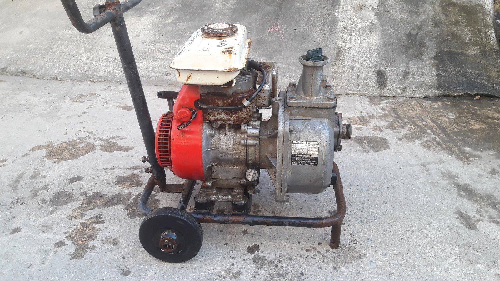 ปั้มน้ำ เครื่อง HONDA G100 ของเก่าญี่ปุ่น โทร. 084-542-4150