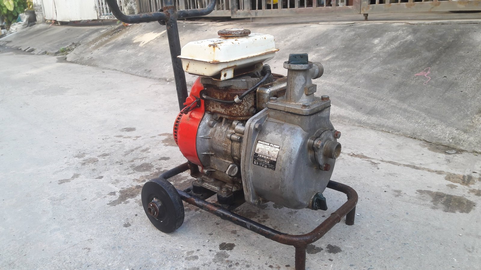 ปั้มน้ำ เครื่อง HONDA G100 ของเก่าญี่ปุ่น โทร. 084-542-4150