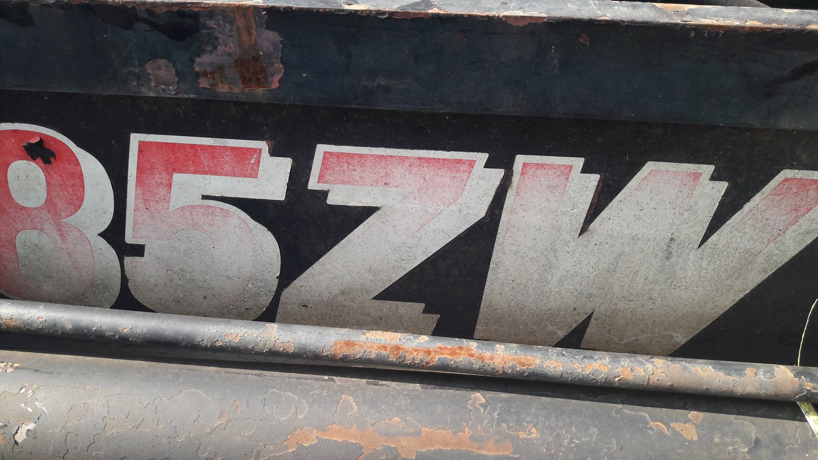 ขายเครนพับแขนยาว HIAB ติดรถบรรทุก 85ZW 3 ปลอก 2.35 ตัน