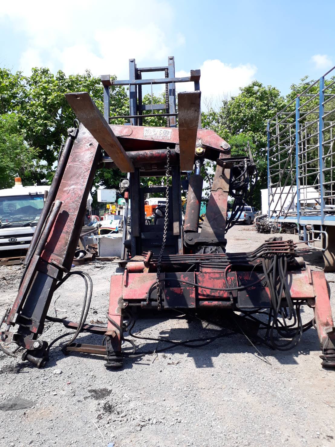 ขายเครน MRKU 4.5 ตัน 3 ปลอก เก่านอก ไม่มีปั้ม 195,000 บ โทร.084-542-4150