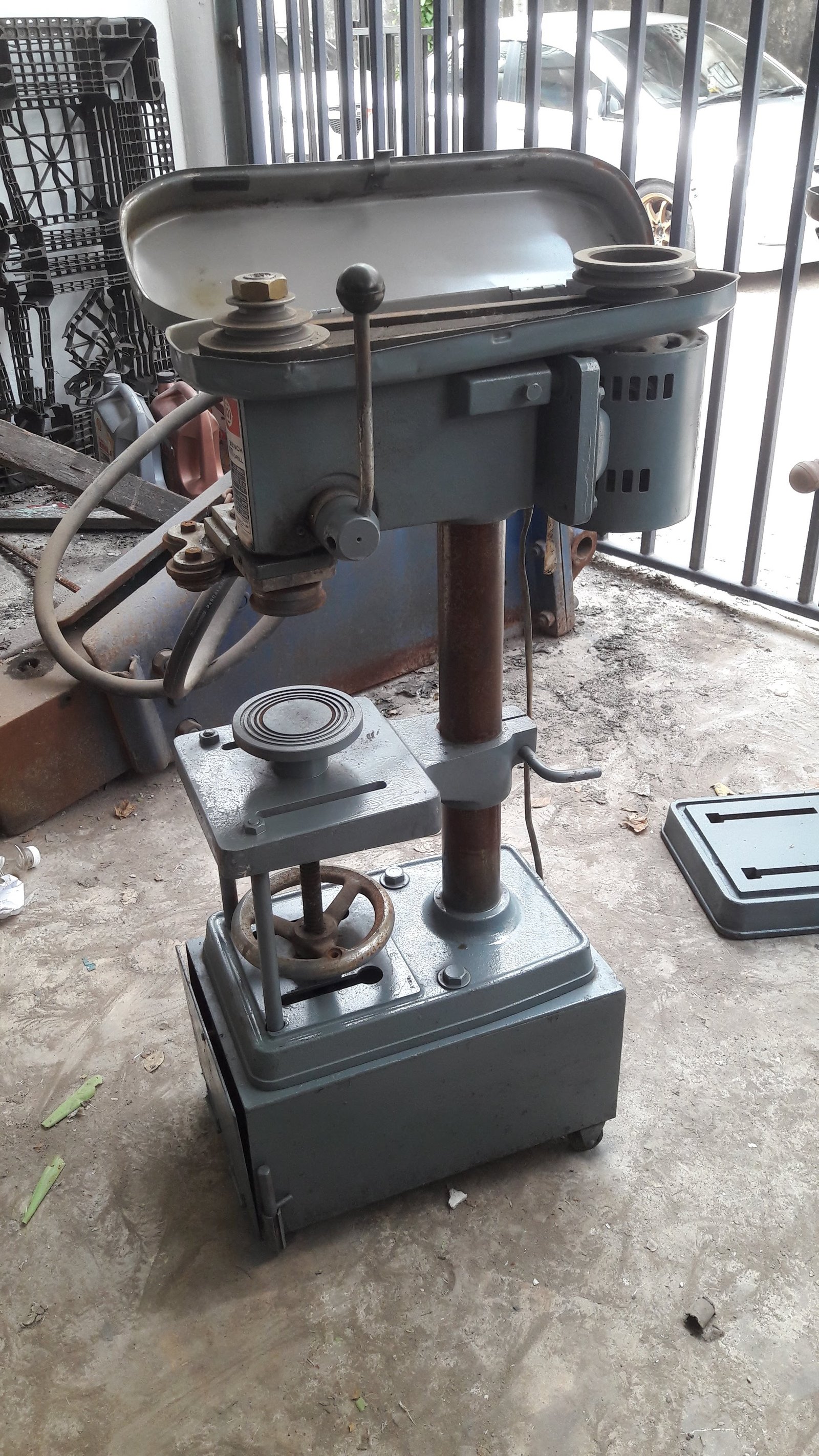 แท่นสว่าน KIRA NSD-13R และ HITACHI LE-2800