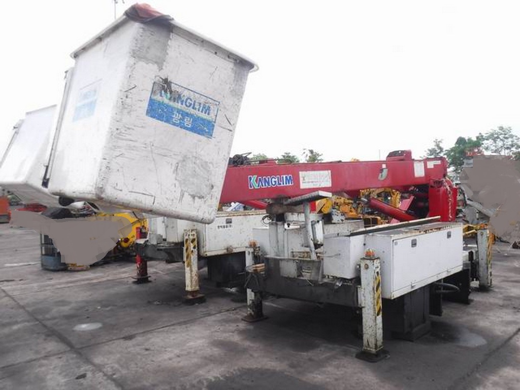 กระเช้า TADANO AT-120 ยืดได้ 12 เมตร เก่าเมืองนอก สนใจโทรคุยกันได้ โทร. 084-542-4150